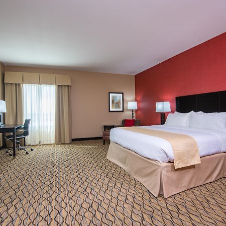 Holiday Inn Salina By Ihg Exteriér fotografie